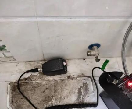 保亭屋顶漏水维修公司分享下卫生间漏水的危害及解决方法
